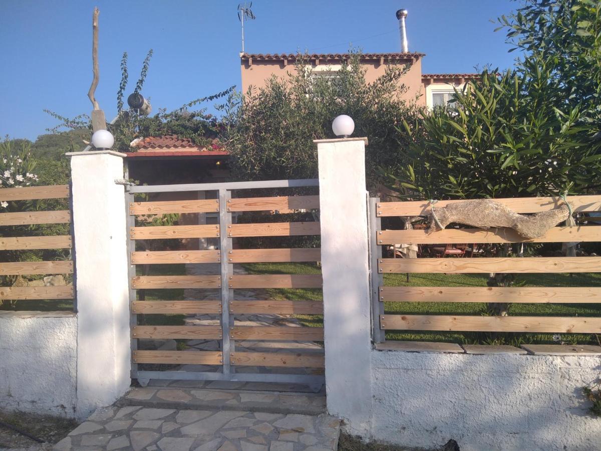 Spiti Lou Apartman Notos Kültér fotó
